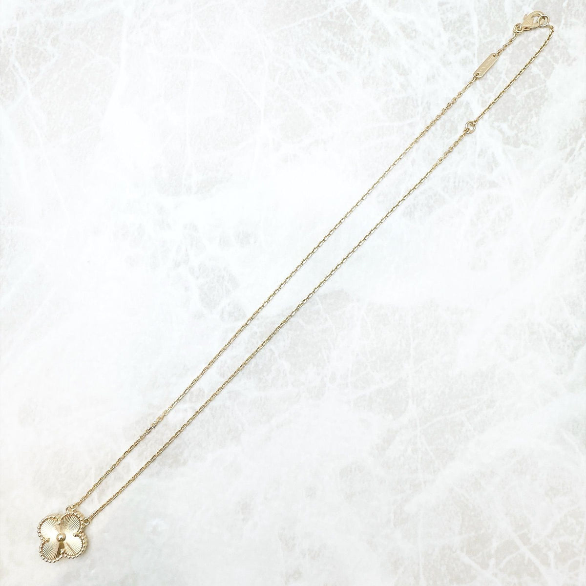 Van Cleef & Arpels Vintage Alhambra Yellow Gold Necklace — view 6
