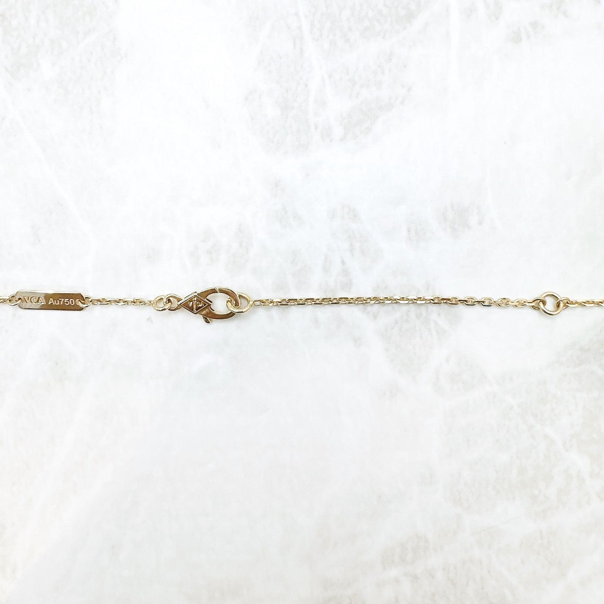 Van Cleef & Arpels Vintage Alhambra Yellow Gold Necklace — view 7