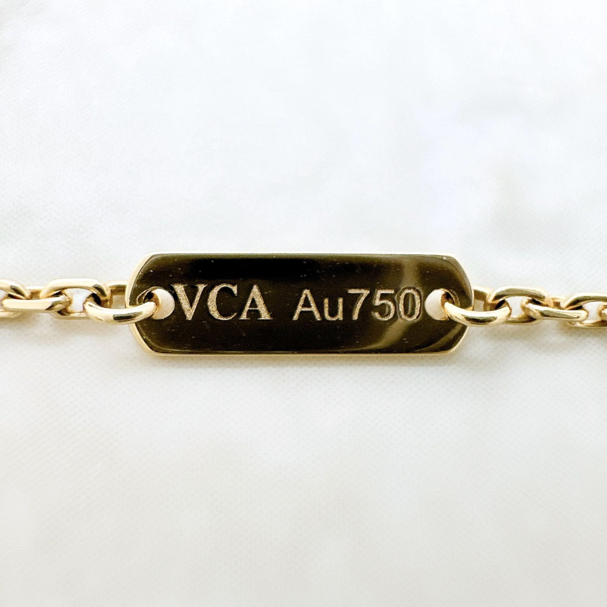 Van Cleef & Arpels Vintage Alhambra Yellow Gold Necklace — view 8