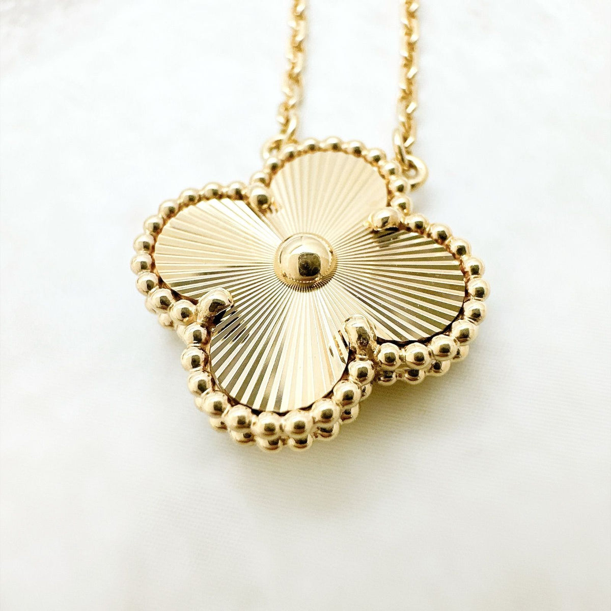Van Cleef & Arpels Vintage Alhambra Yellow Gold Necklace — view 5