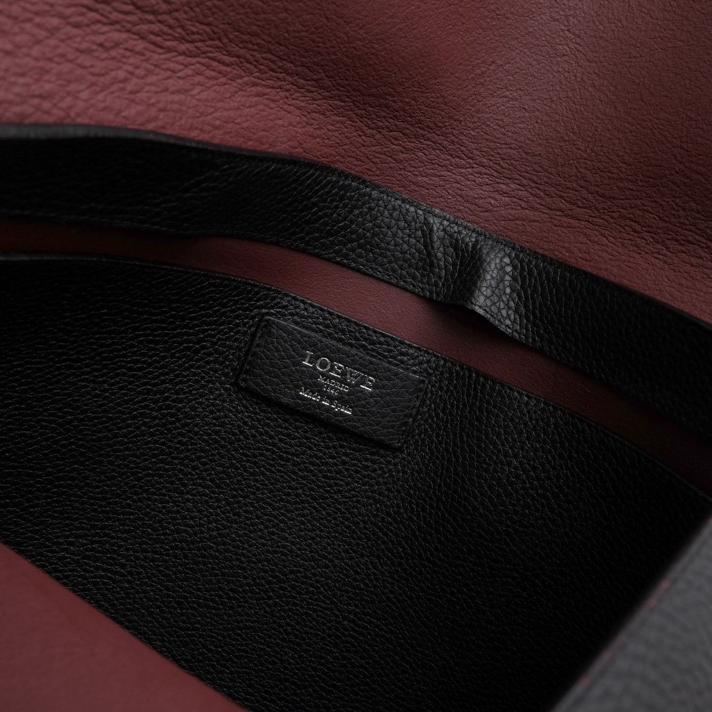 Loewe Tote Bag Leather Black Anagram Sully — view 8