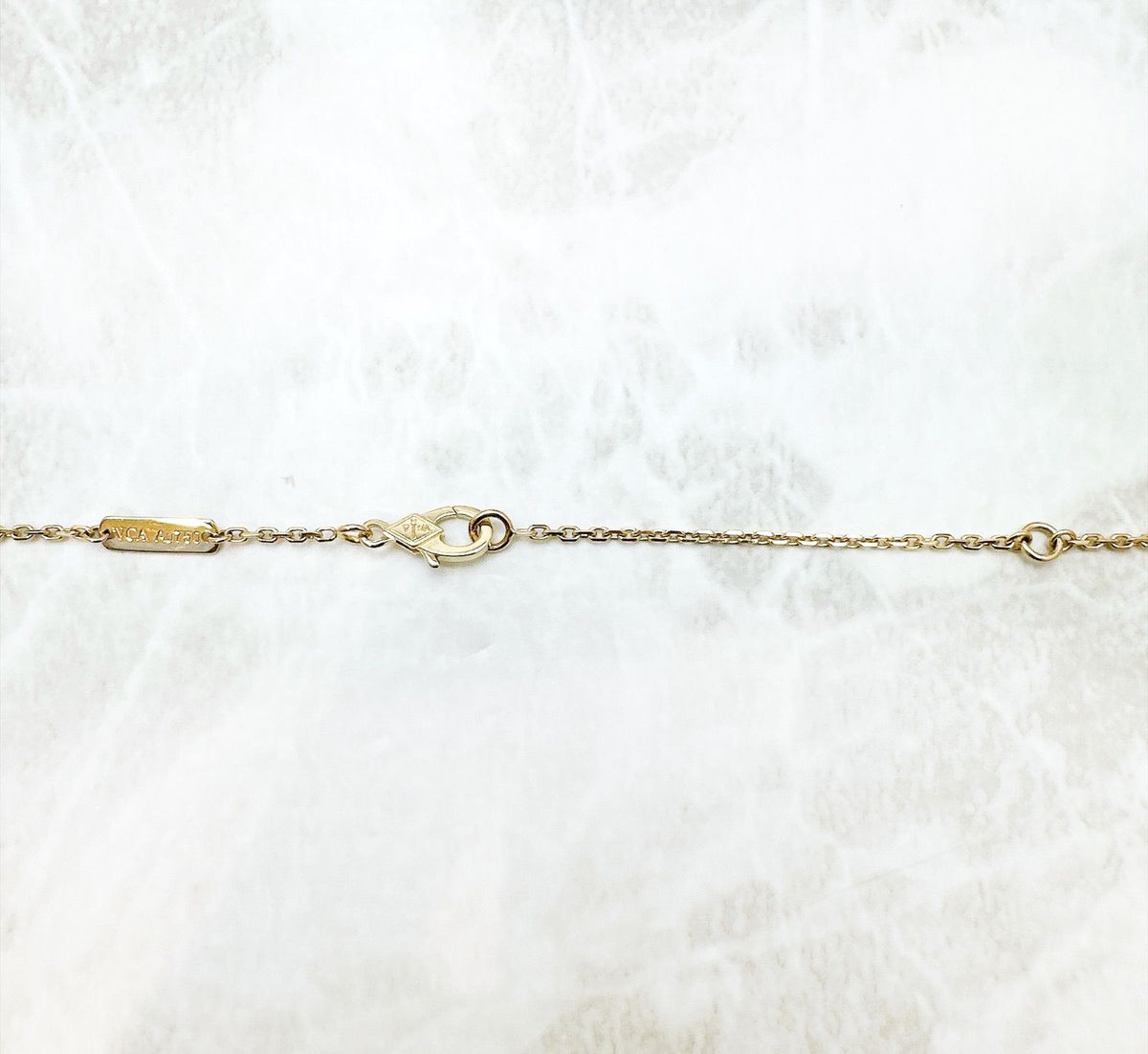 Van Cleef & Arpels Vintage Alhambra Mother of Pearl Yellow Gold Necklace — view 7