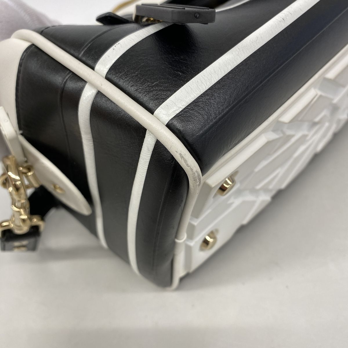 Dior Handbag Vibe Leather Black White Gold 2-Way Back — view 6