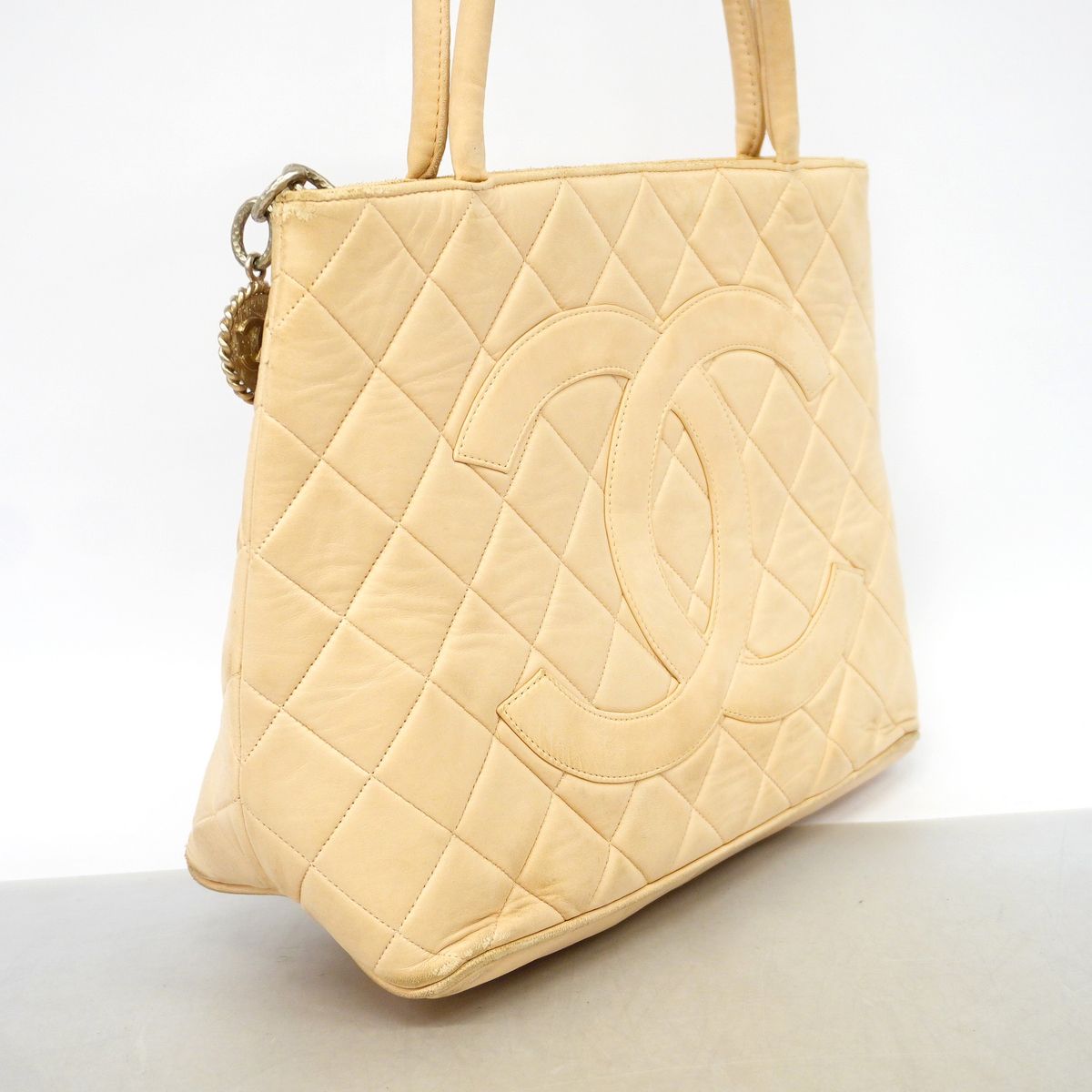 Chanel Tote Bag Reissue Lambskin Beige Silver — view 2
