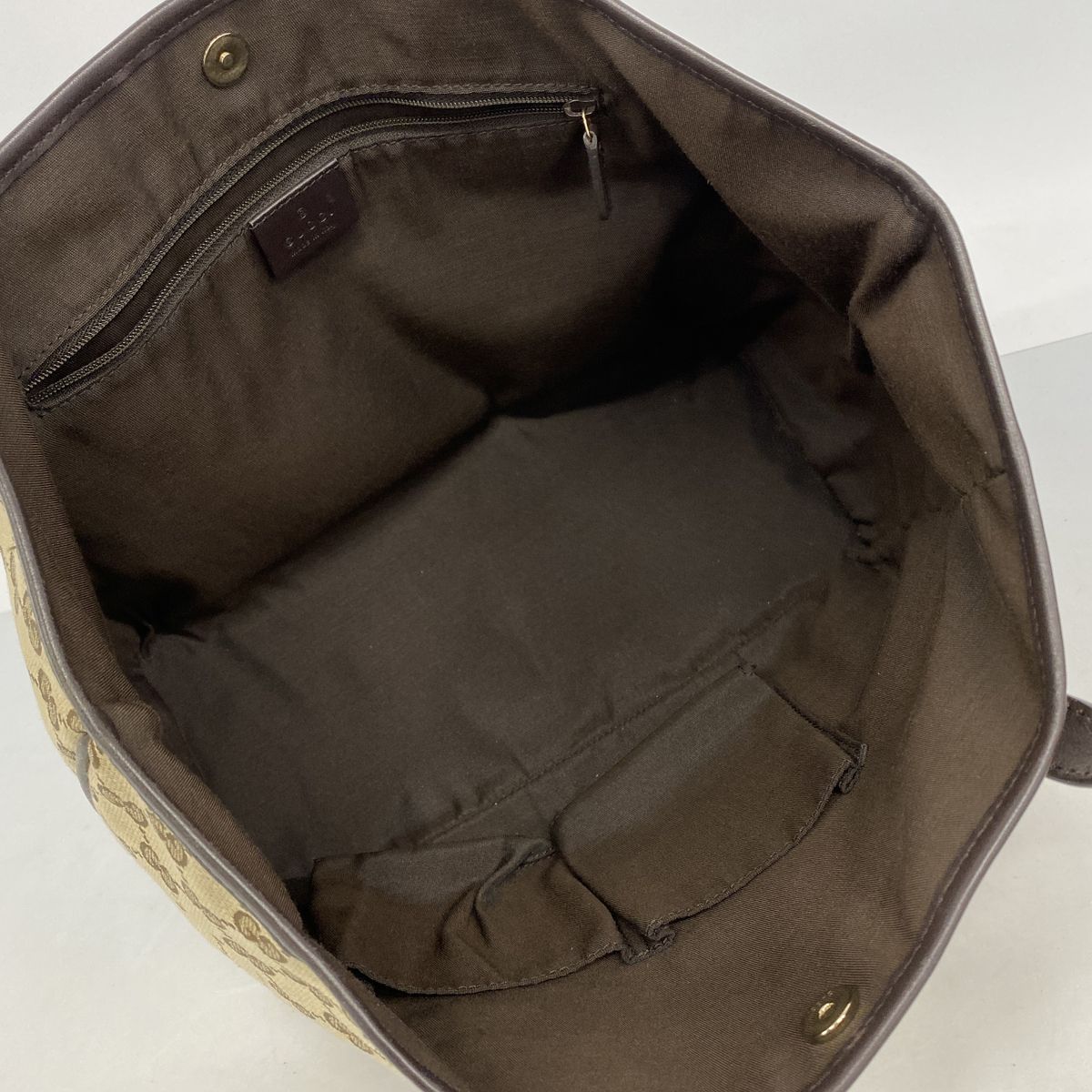 Gucci Tote Bag GG Canvas Beige Brown Gold — view 4