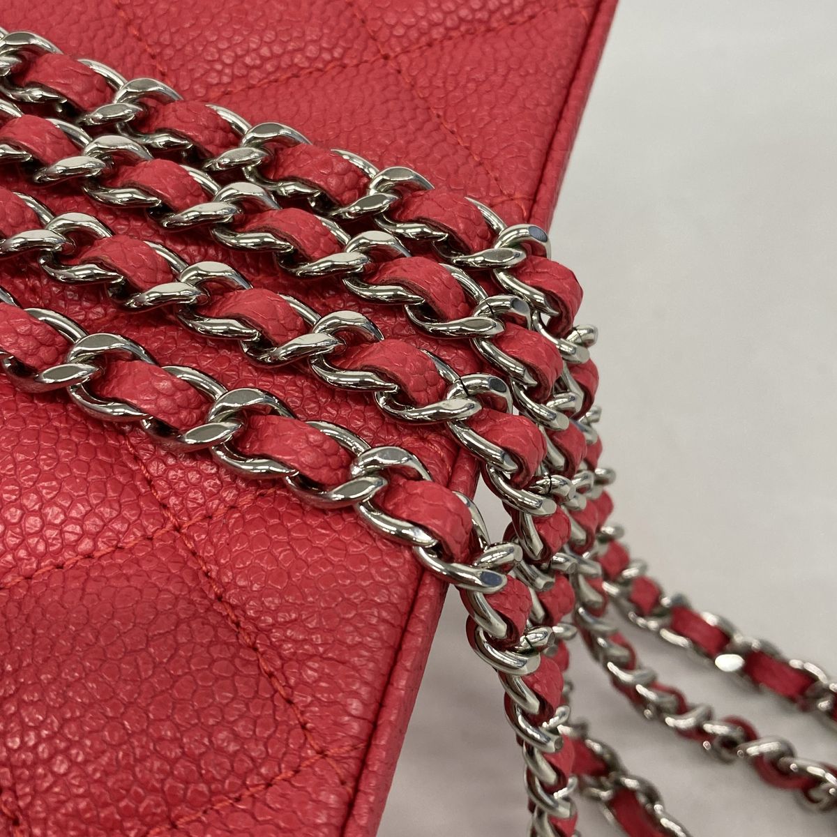 Chanel Shoulder Bag Boy Quilted Caviar Leather Red Silver — view 7