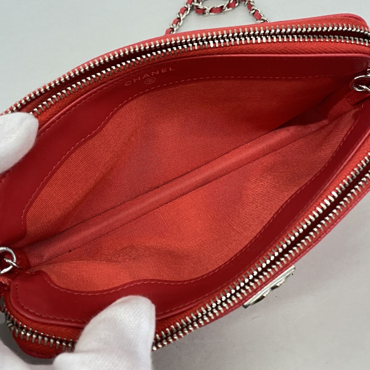 Chanel Shoulder Bag Boy Quilted Caviar Leather Red Silver — view 4