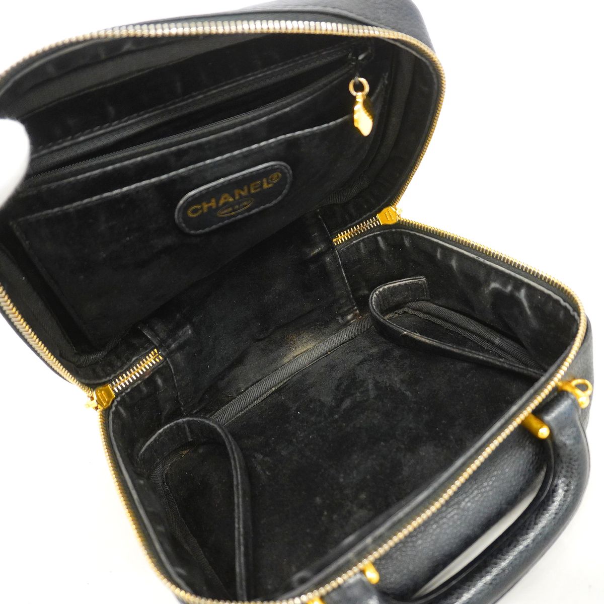 Chanel Vanity Bag Caviar Leather Black Gold — view 4