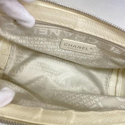 Chanel Shoulder Bag Perforated Leather Ivory Silver — view 4