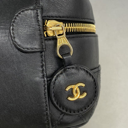 Chanel Vanity Bag Bicolor Leather Black Gold — view 7