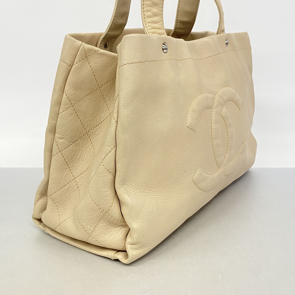 Chanel Tote Bag Caviar Leather Beige Silver — view 2