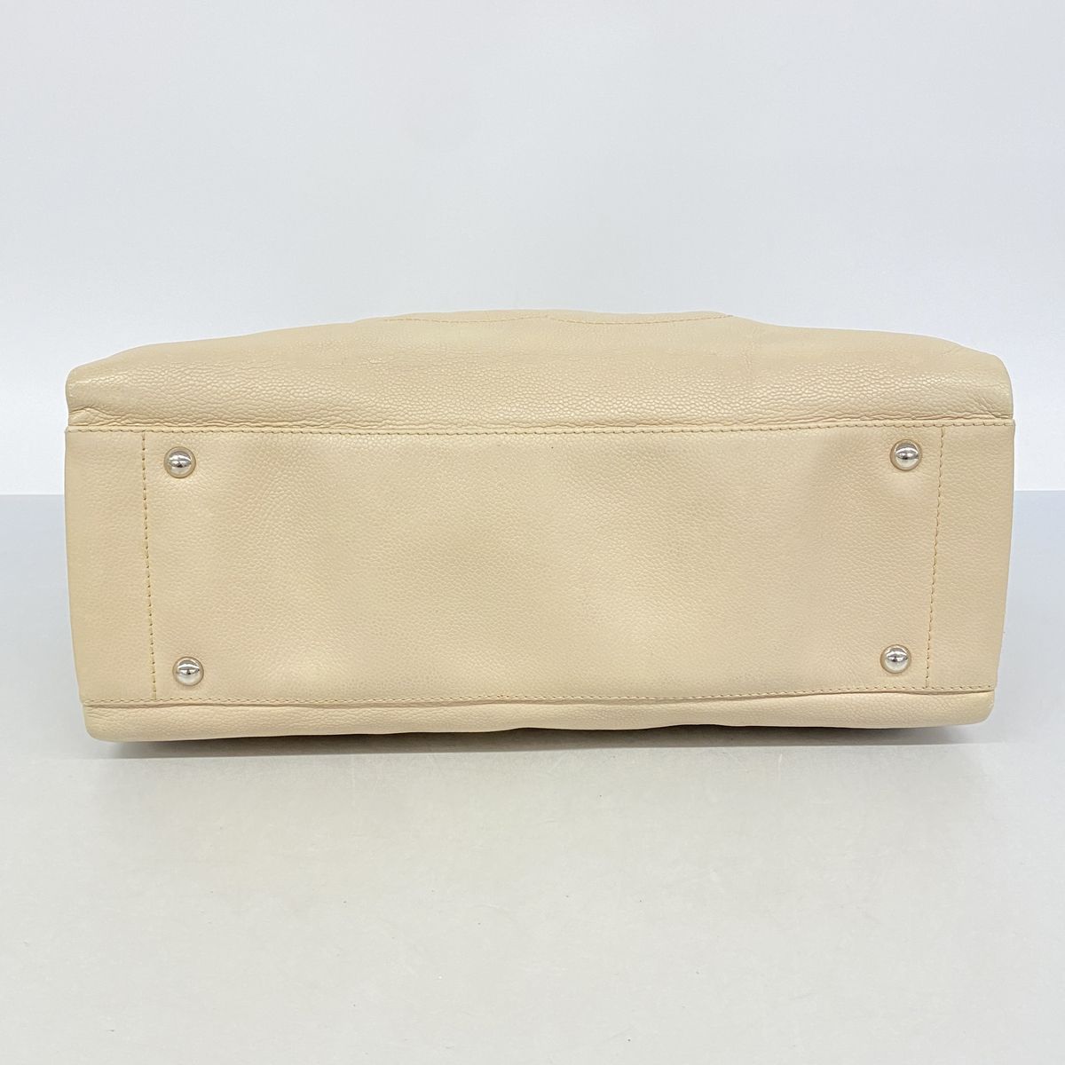 Chanel Tote Bag Caviar Leather Beige Silver — view 3