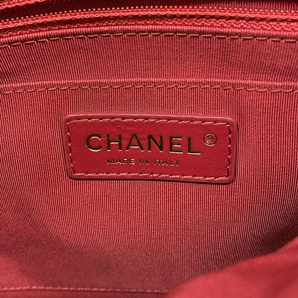 Chanel Backpack Chevron Lambskin Red Gold — view 5