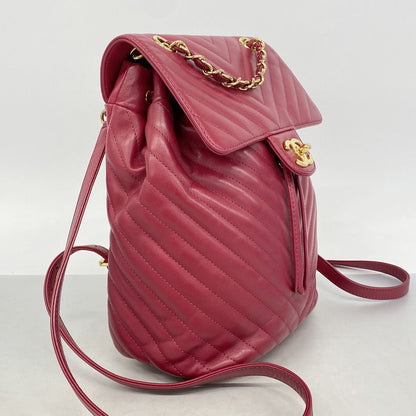 Chanel Backpack Chevron Lambskin Red Gold — view 2