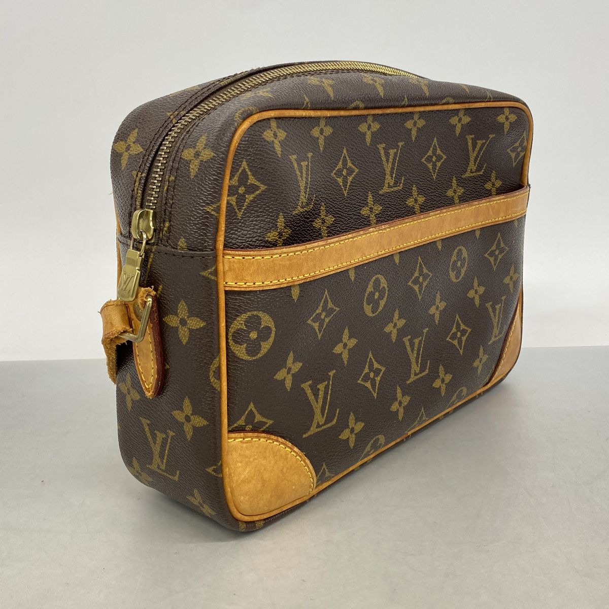 Louis Vuitton Shoulder Bag Monogram Trocadero 27 Brown — view 2