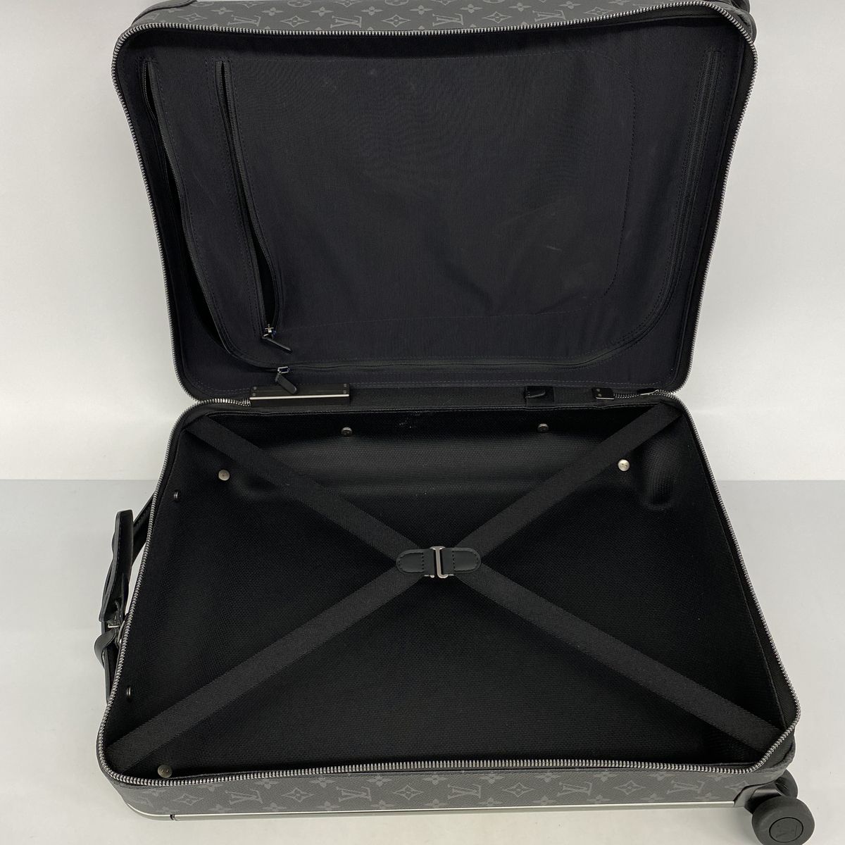 Louis Vuitton Travel Bag Monogram Eclipse Horizon 50 Black — view 4