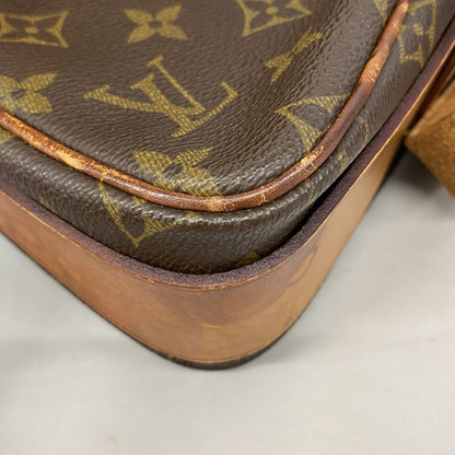 Louis Vuitton Shoulder Bag Monogram Cartouchiere MM Brown — view 7