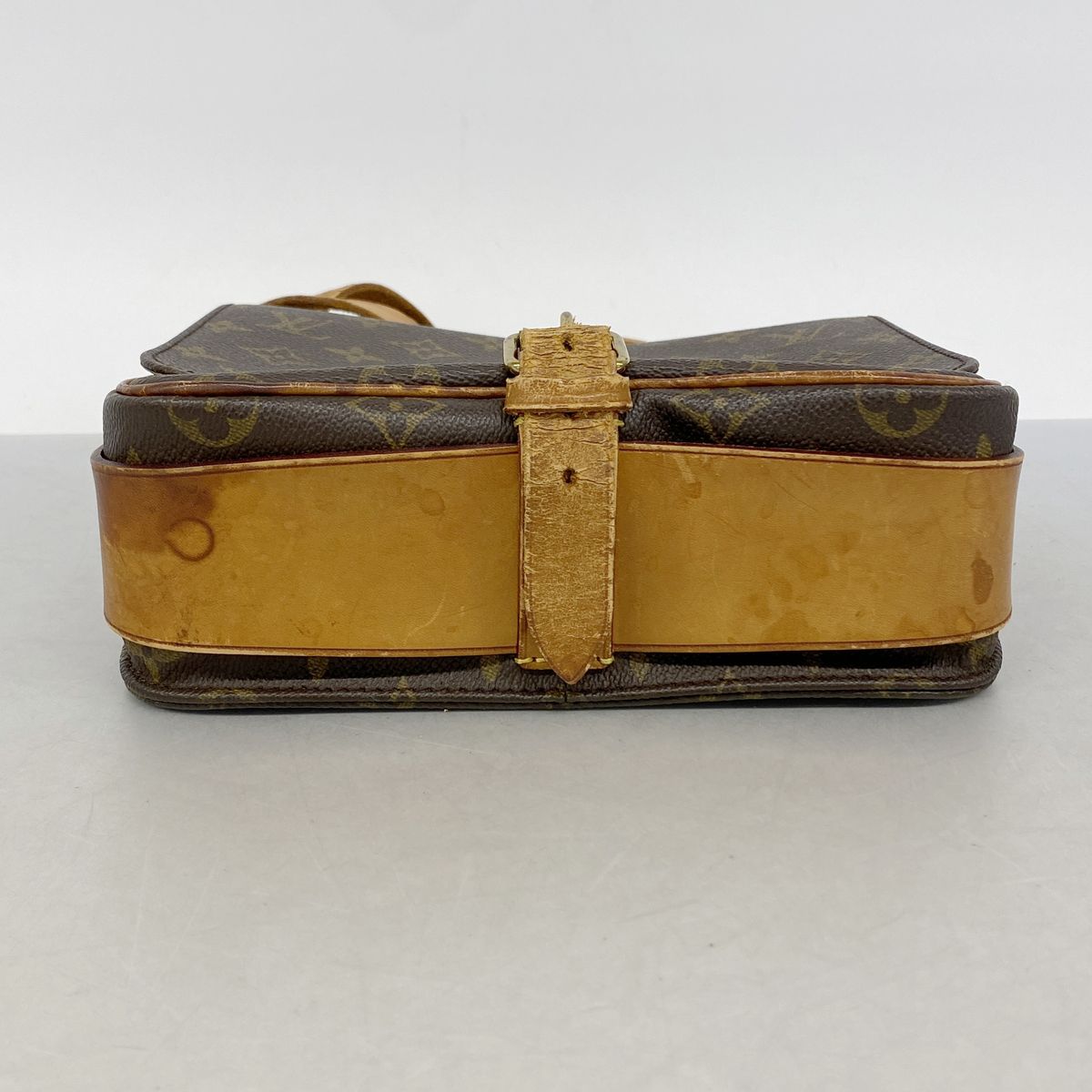Louis Vuitton Shoulder Bag Monogram Cartouchiere MM Brown — view 3