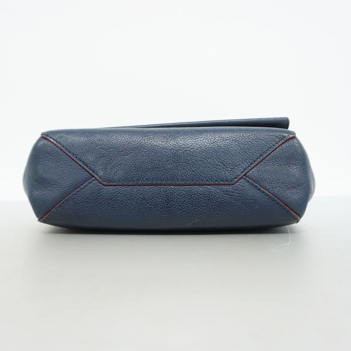 Louis Vuitton Handbag Taurillon Lockme Marine Rouge 2-Way Bag — view 3