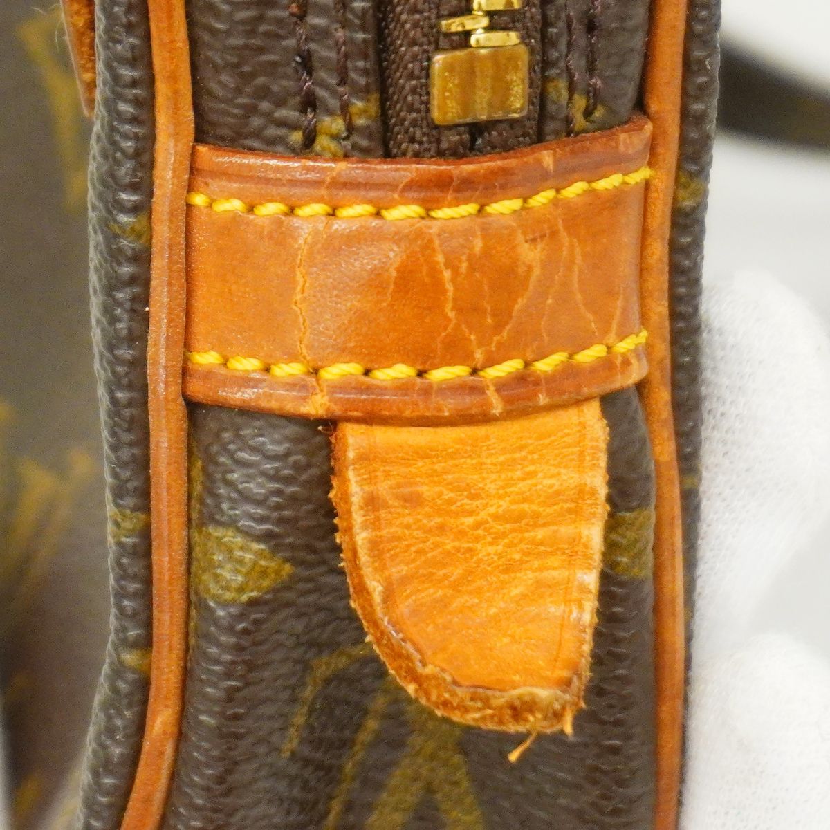 Louis Vuitton Shoulder Bag Monogram Pochette Marly Bandouliere Brown — view 6