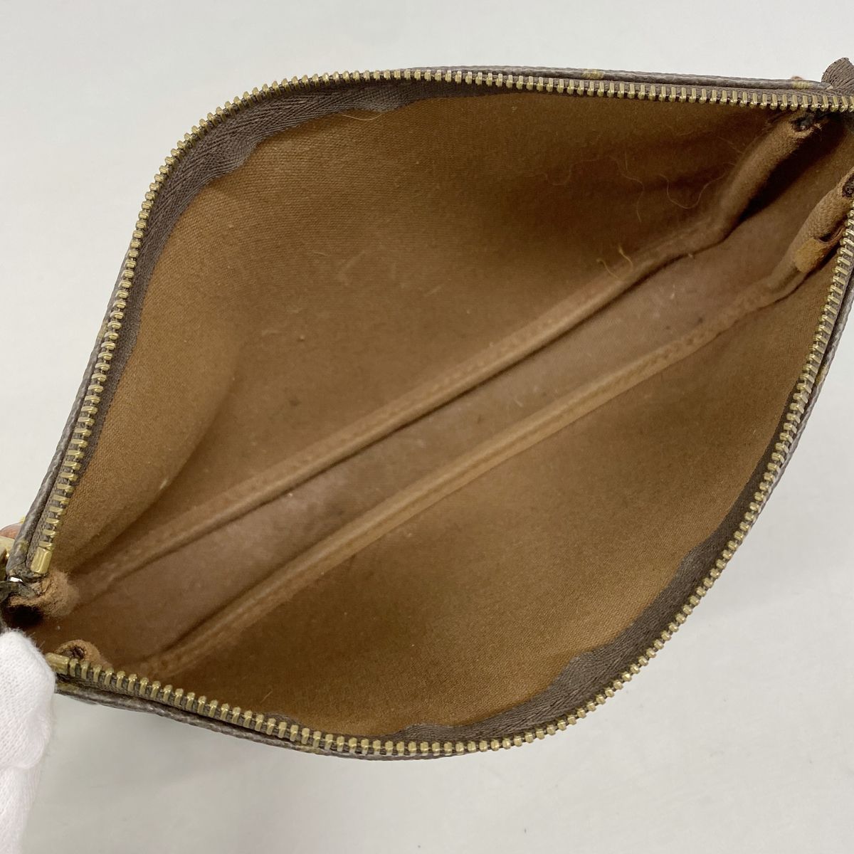 Louis Vuitton Pouch Monogram Pochette Soir Brown — view 4
