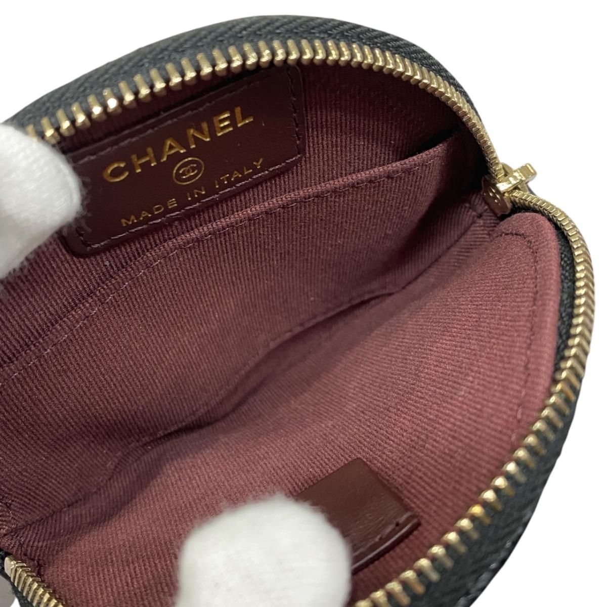 Chanel Coin Purse Quilted CC Logo Caviar Leather Black — view 3