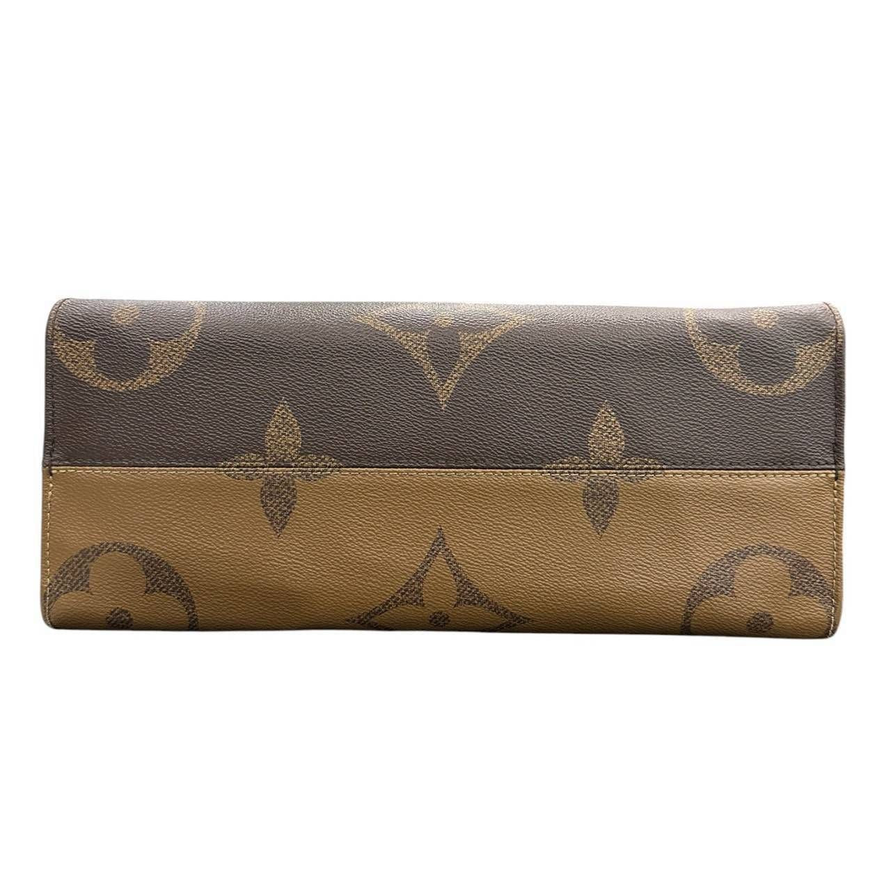 Louis Vuitton Monogram On The Go MM Brown Leather Tote Bag — view 5