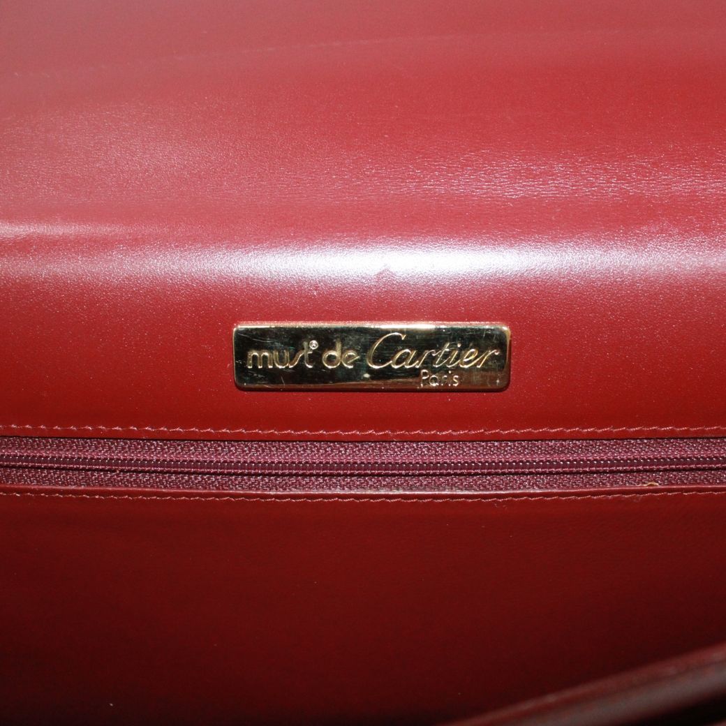 Cartier Must Line Leather Bordeaux Clutch Gold — view 8