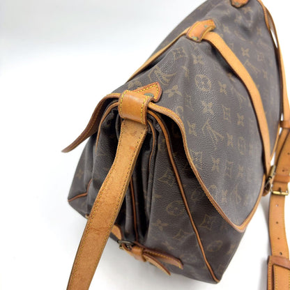 Louis Vuitton Saumur 35 Monogram Leather Crossbody — view 8
