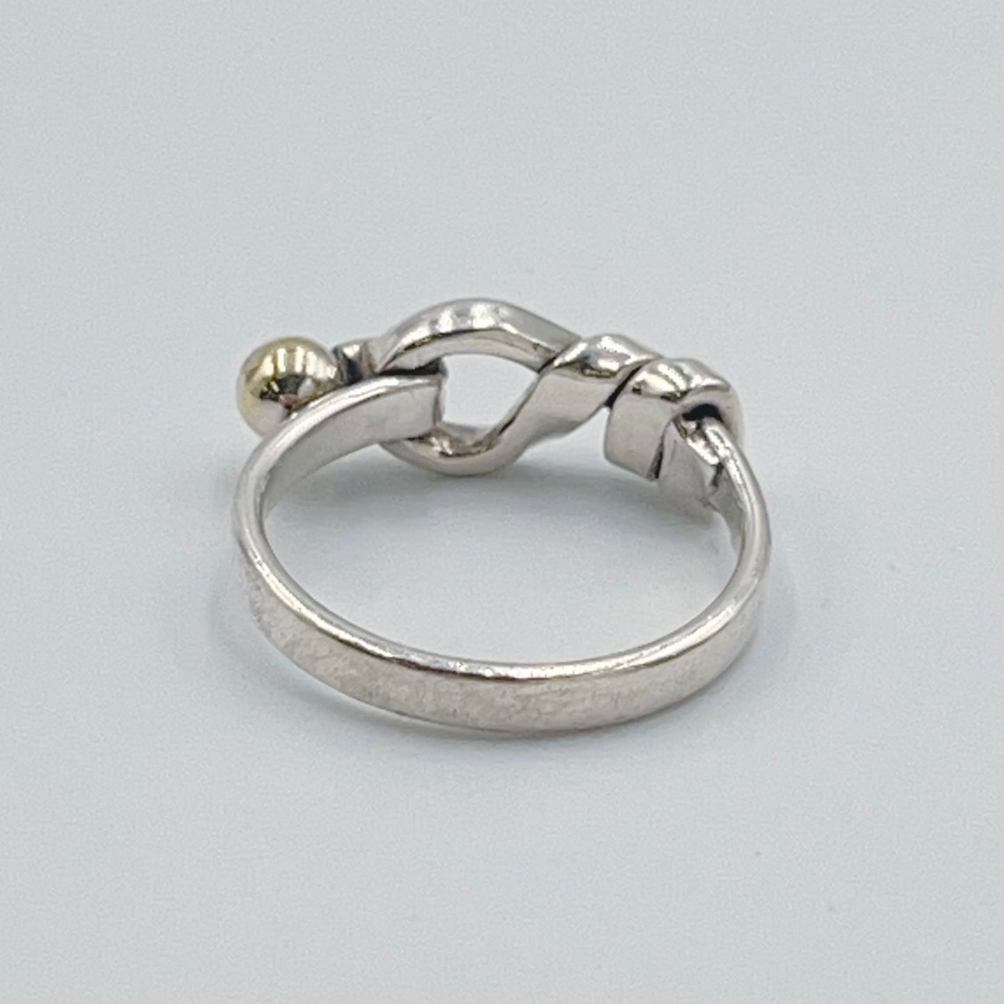 Tiffany & Co Hook & Eye Love Knot Ring Yellow Gold Silver — view 4