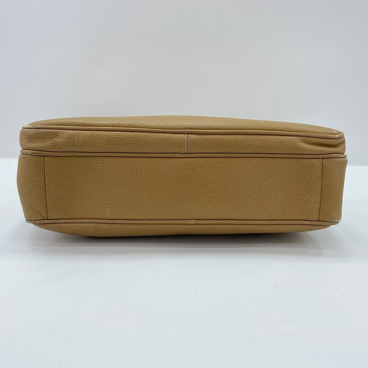 Chanel Shoulder Bag Large — view 5