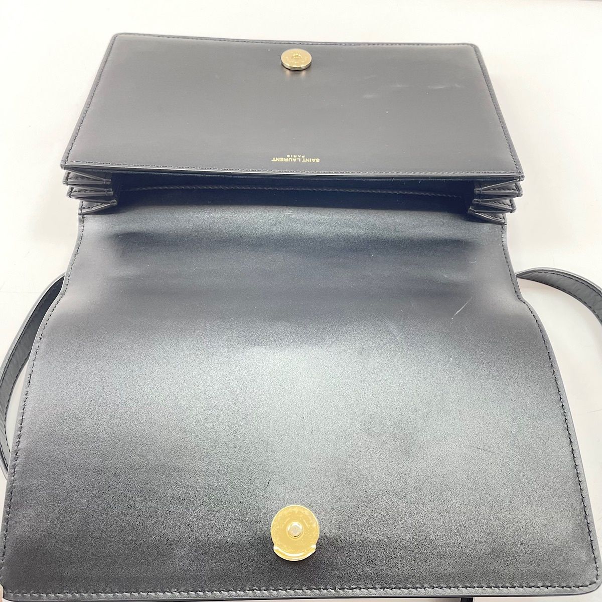 Saint Laurent Shoulder Bag Cassandra Monogram Phone Folder — view 8
