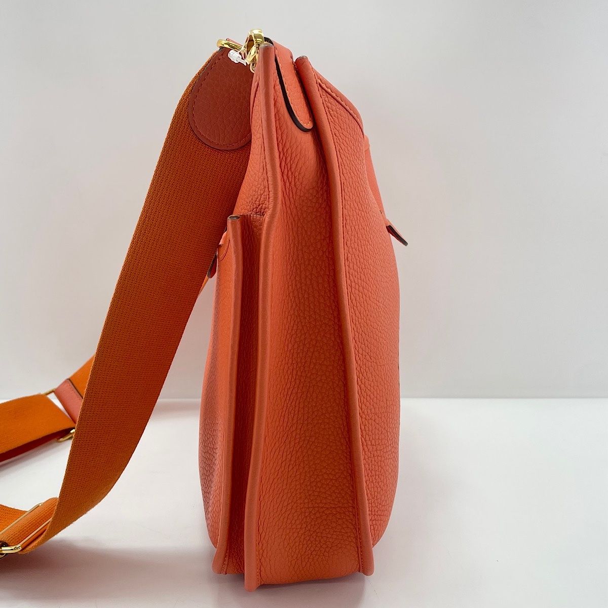 Hermes Shoulder Bag Evelyne — view 3
