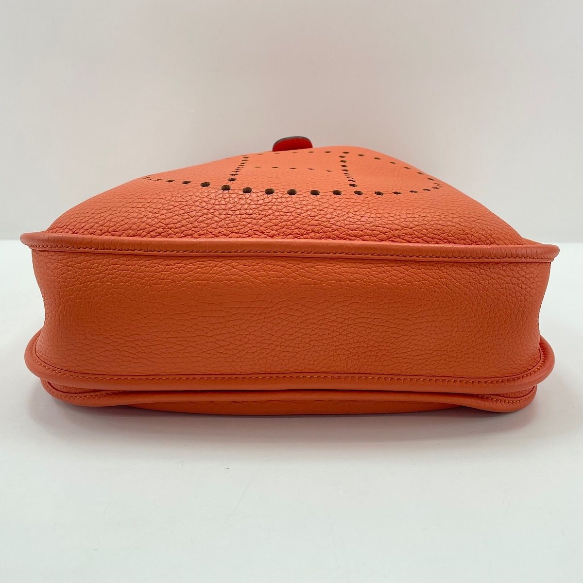Hermes Shoulder Bag Evelyne — view 5