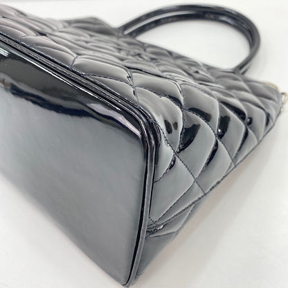 Chanel Tote Bag Reissue Black — view 7