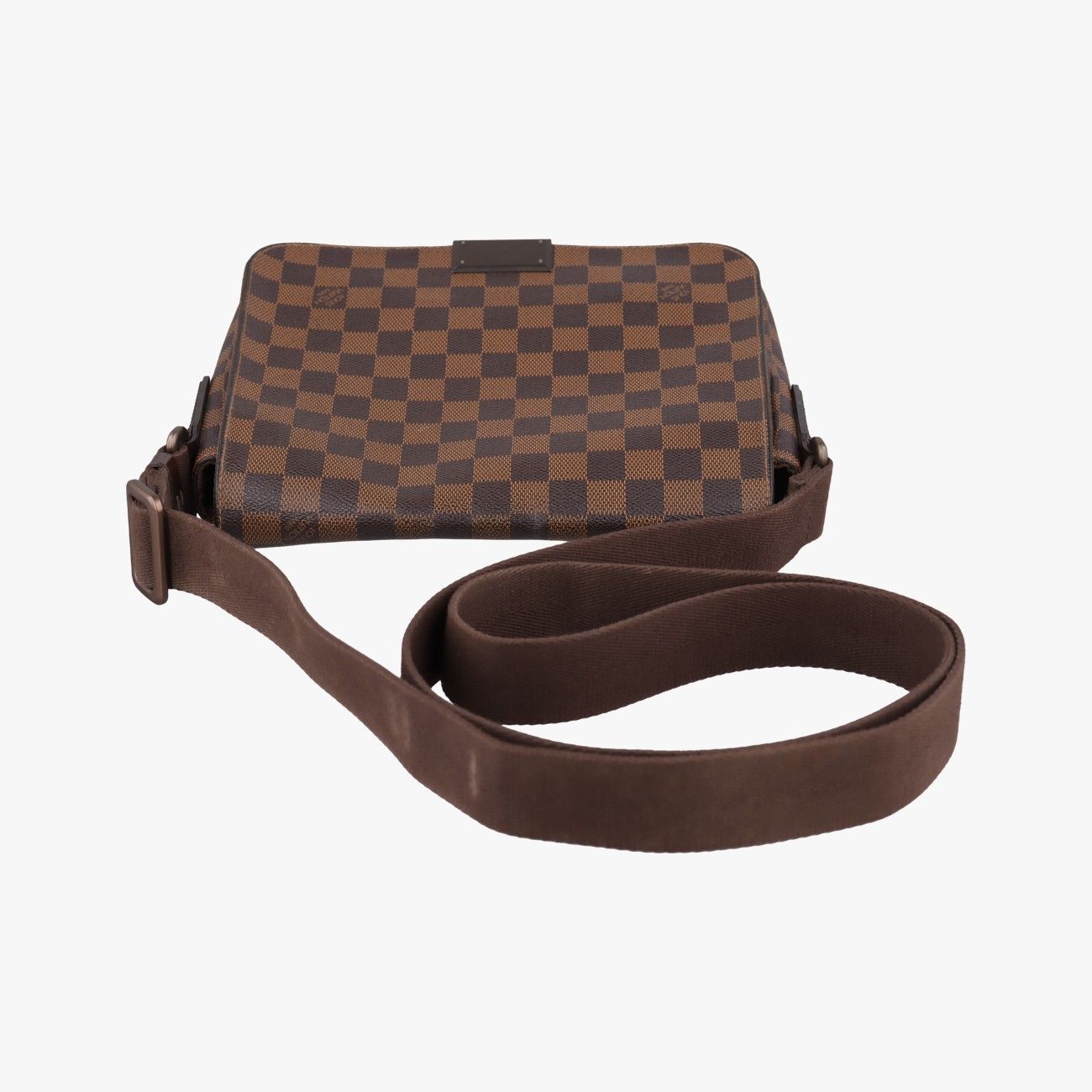 Louis Vuitton District PM Ebene Damier Canvas — view 8