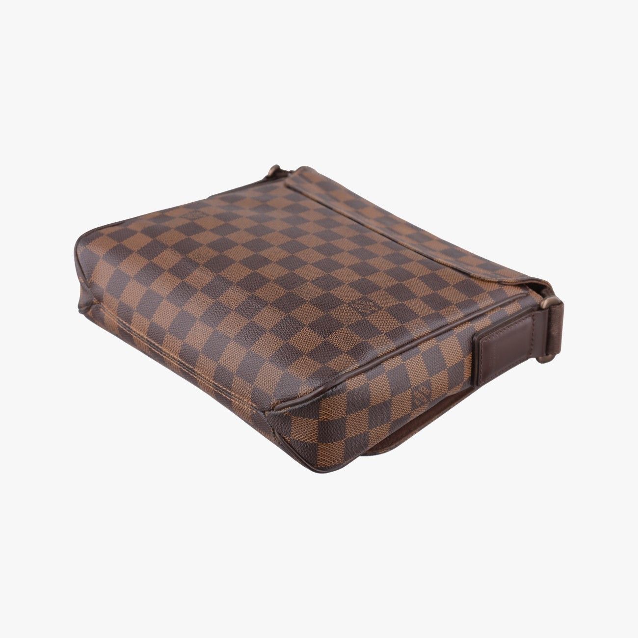 Louis Vuitton District PM Ebene Damier Canvas — view 6