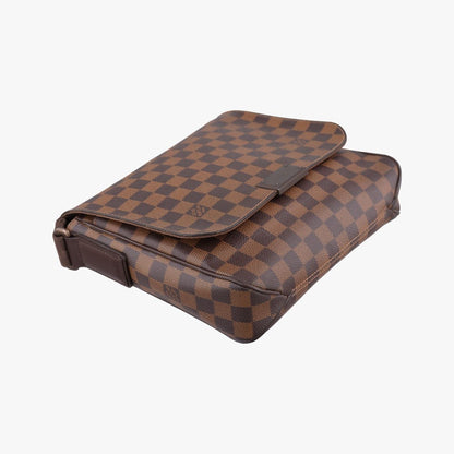 Louis Vuitton District PM Ebene Damier Canvas — view 5