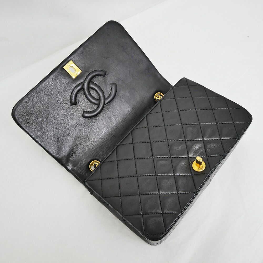 Chanel Chain Shoulder Bag Quilted 23 Lambskin Black Gold — view 5