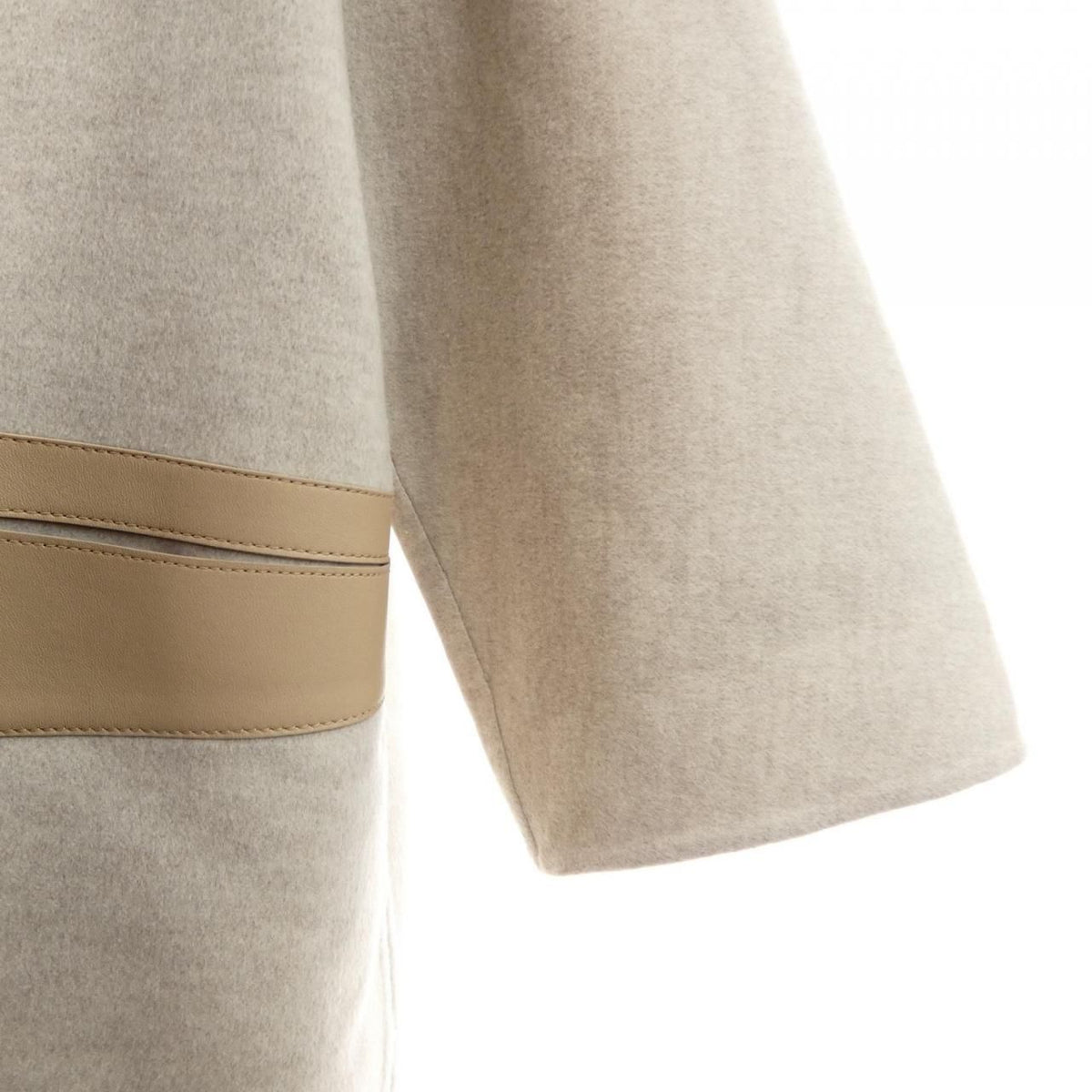Hermes Coat Beige — view 6