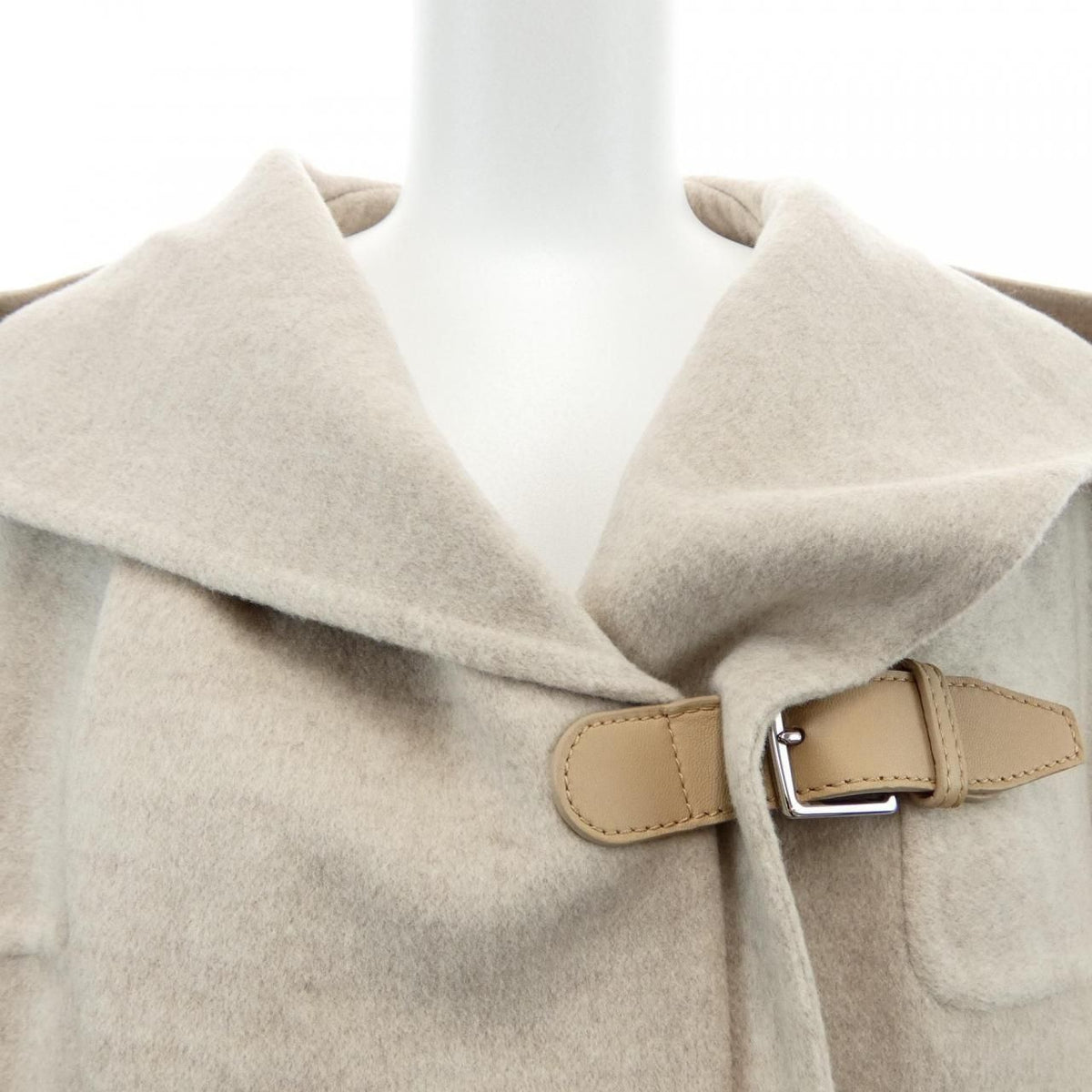 Hermes Coat Beige — view 5