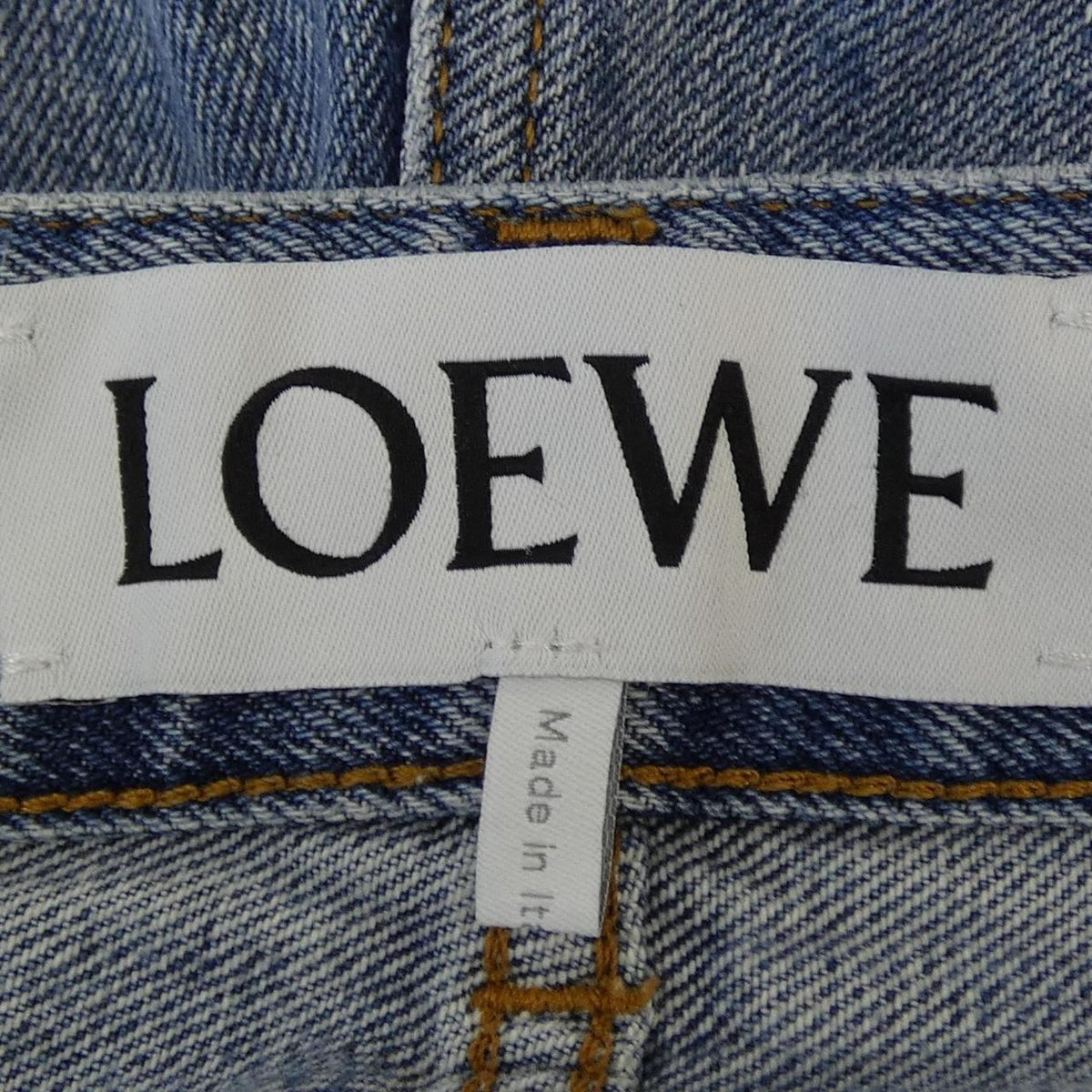 Loewe Anagram Barrel Jeans — view 5