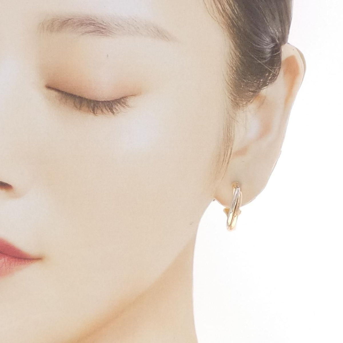 Cartier Trinity Earrings Gold — view 4