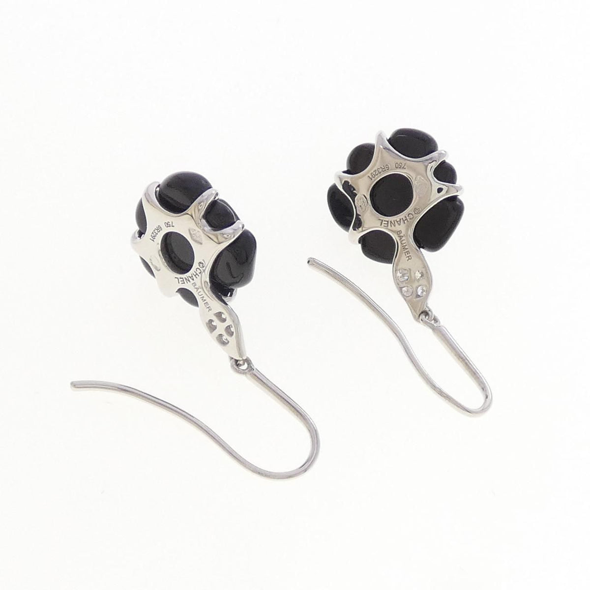 Chanel Camellia Earrings White Gold — view 3