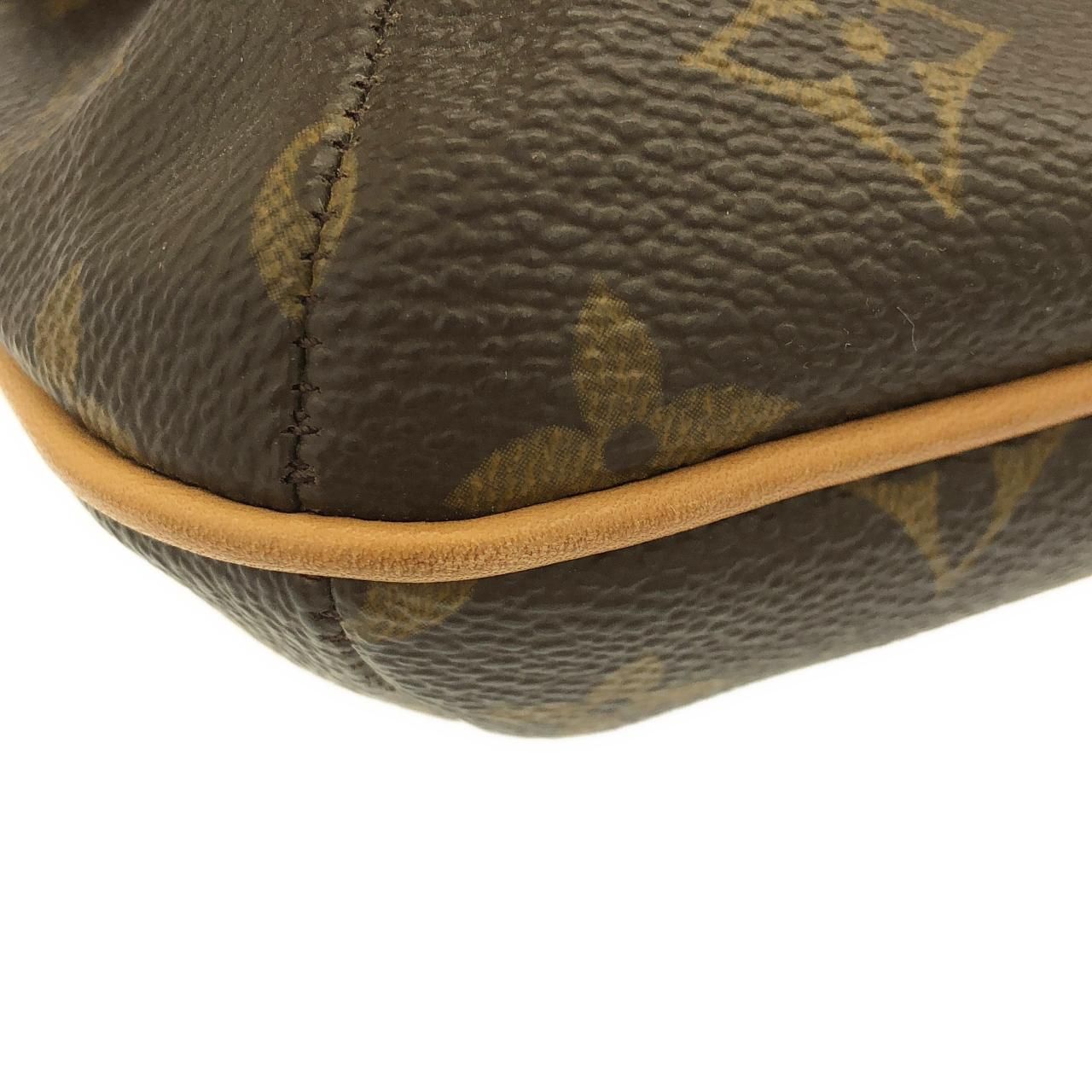 Louis Vuitton Monogram Musette Tango Shoulder Bag — view 3