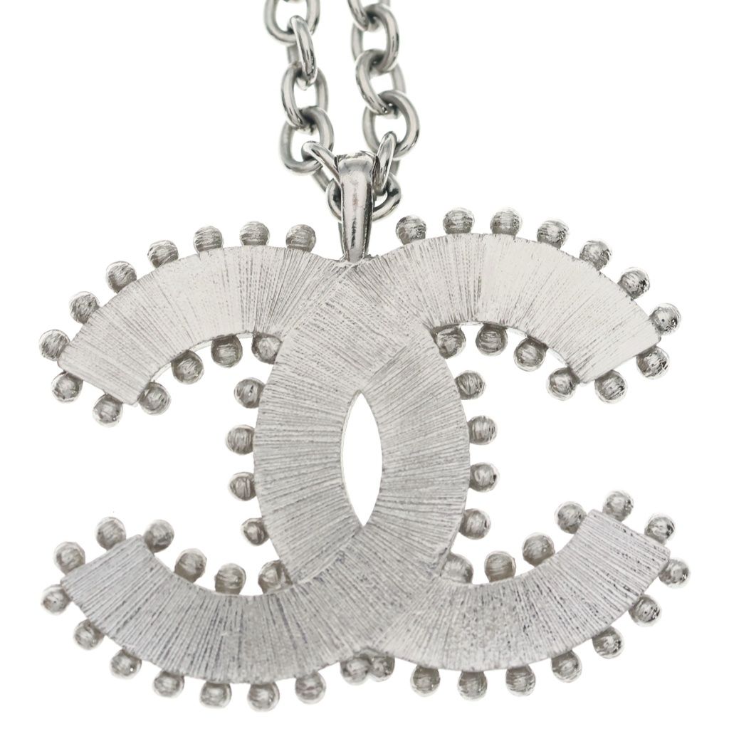 Chanel CC Logo Chain Necklace Silver — view 3