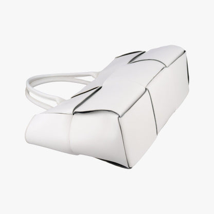 Bottega Veneta the Arco Tote Bag White Lambskin — view 7