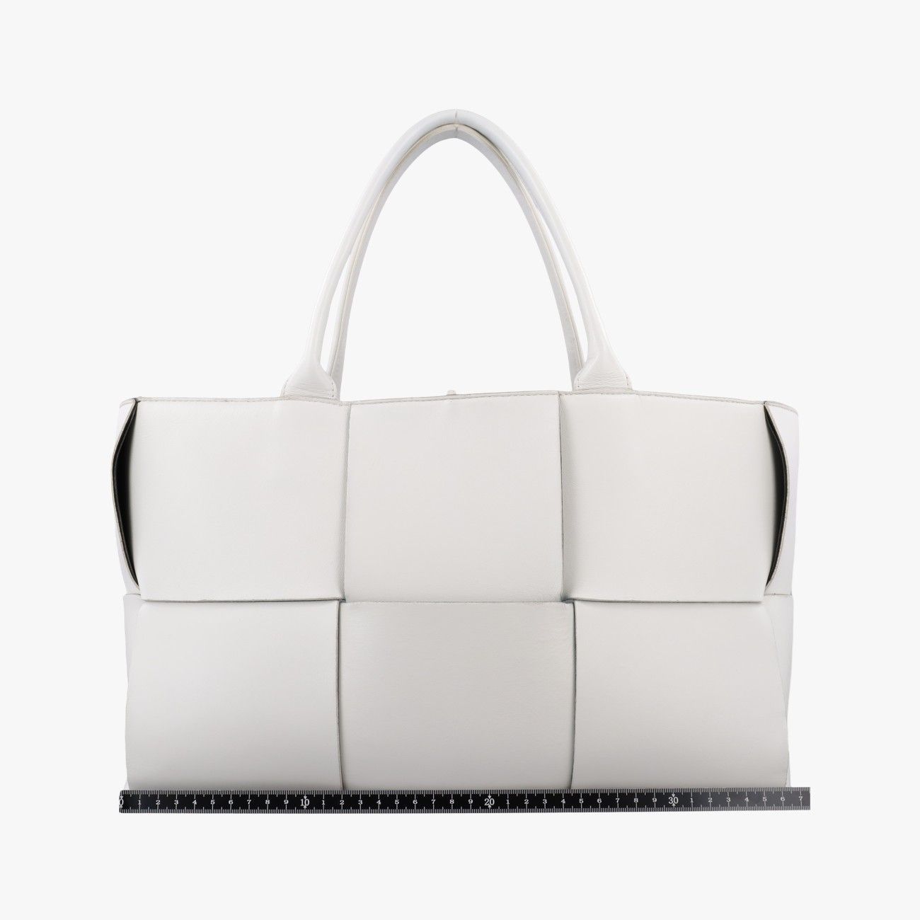 Bottega Veneta the Arco Tote Bag White Lambskin — view 2