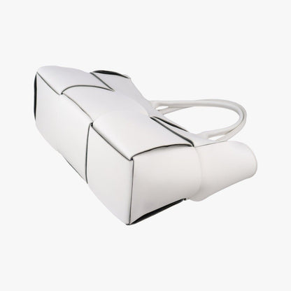 Bottega Veneta the Arco Tote Bag White Lambskin — view 4