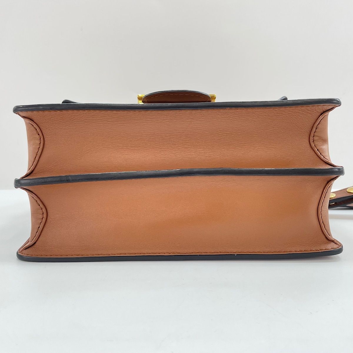 Louis Vuitton Shoulder Bag Dauphine MM — view 6